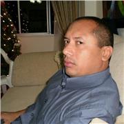 Técnico profesional de mantenimiento electrónico